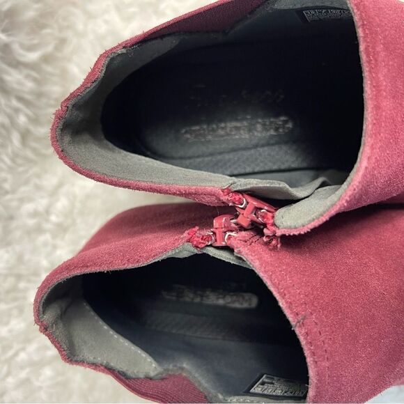 SKECHERS PARALLEL - DITTO LEATHER SUEDE BURGUNDY  WEDGE ANKLE BOOTS SZ10 - Picture 11 of 12